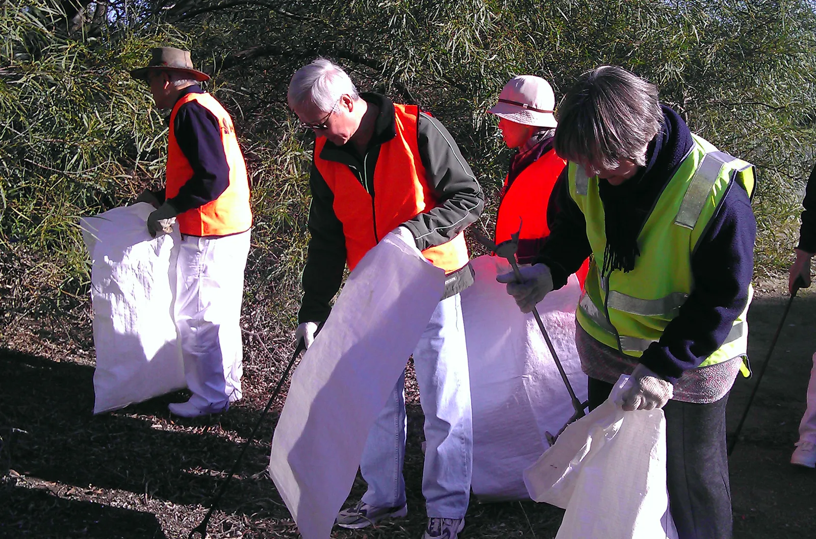 Adelaide - Street-Cleaning Program - Maintaining the community environment is everyone's responsibility Street-Cleaning Program - Maintaining the community environment is everyone's responsibility
