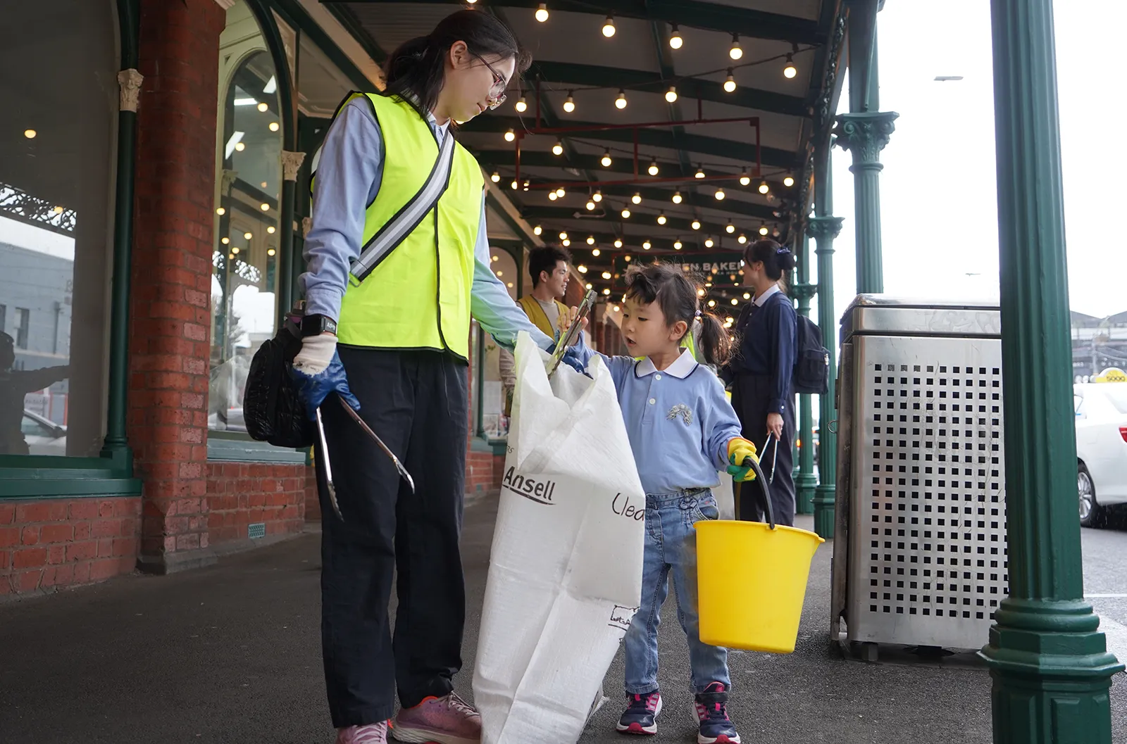 Melbourne - Tzu Chi Education in Melbourne - Australian Clean Up Day Tzu Chi Education in Melbourne - Australian Clean Up Day