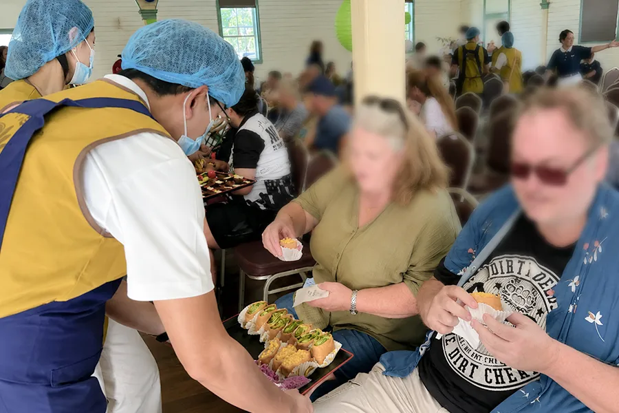 Tzu Chi Foundation - Sydney-031 Disaster Recovery Assistance - Pitt Town Flood Clean-up and Relief Distribution