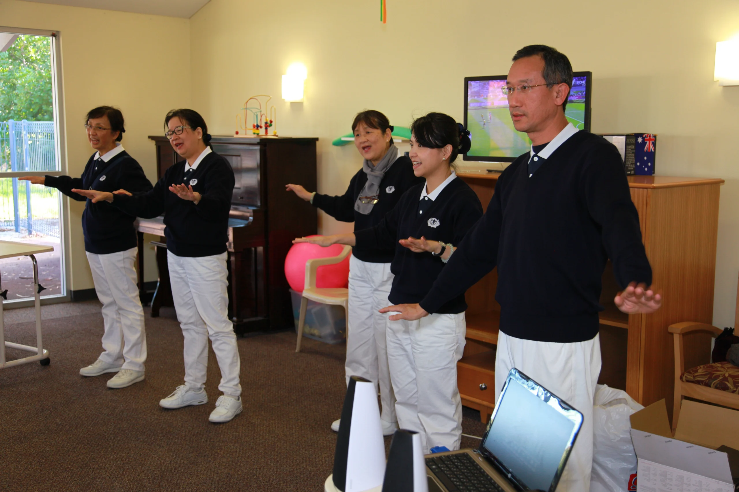 Tzu Chi Integrative Community Health and Wellness Centre - Volunteers spread love through sign language performances
