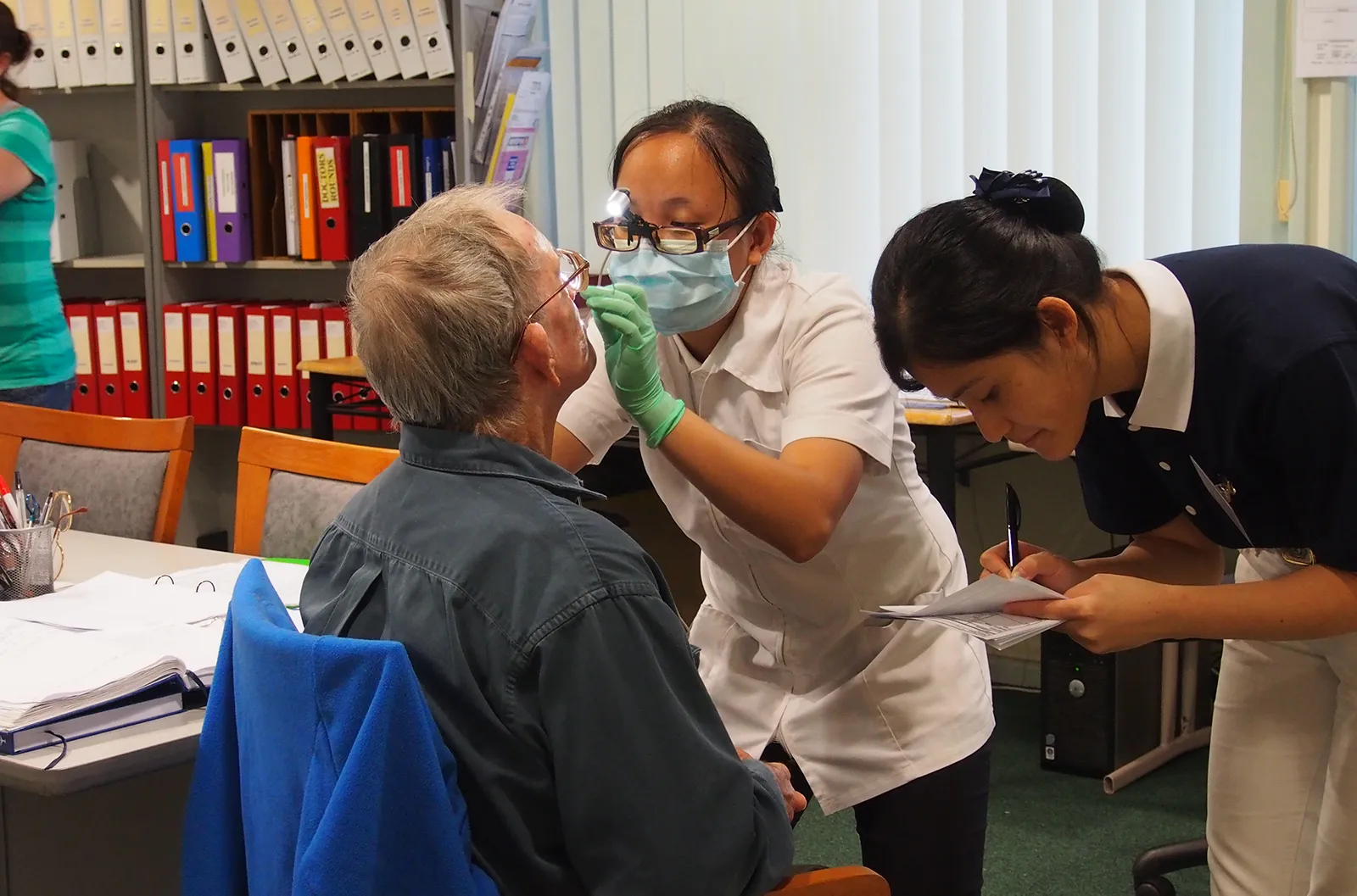 Tara Medical Outreach - Getting Denture Size