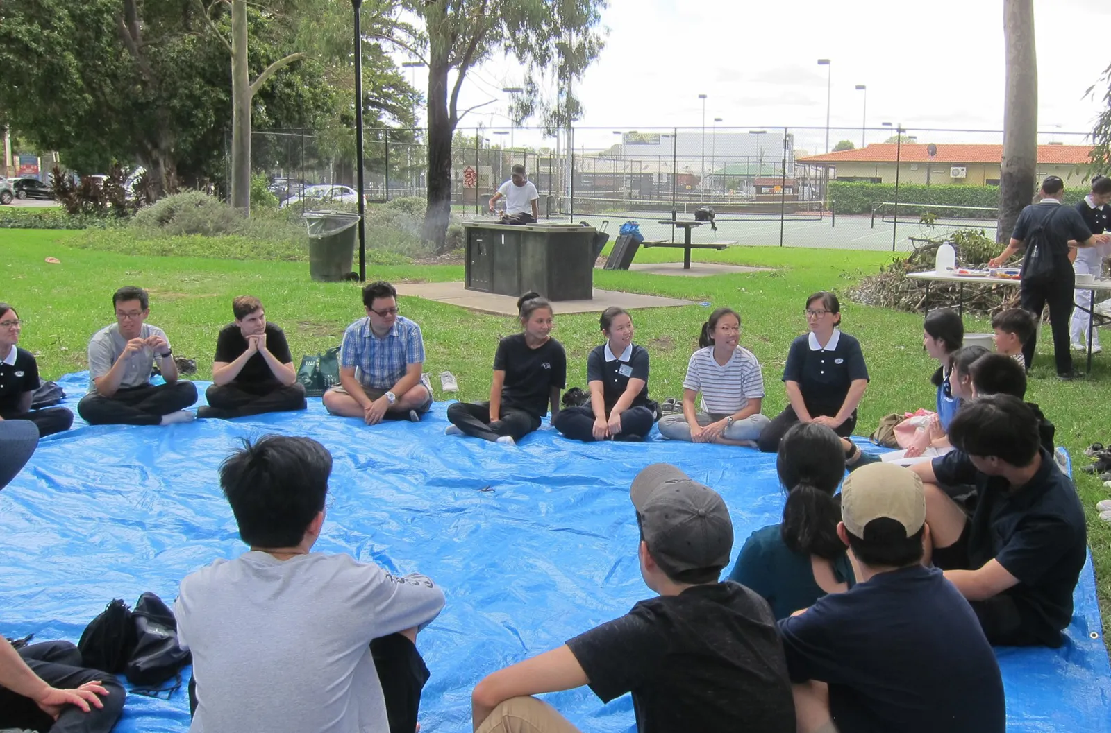 Tzu Chi Collegiate Youth Association (Tzu Ching) Perth - Tzu Ching specially planned a “trace-free vegetarian picnic,”